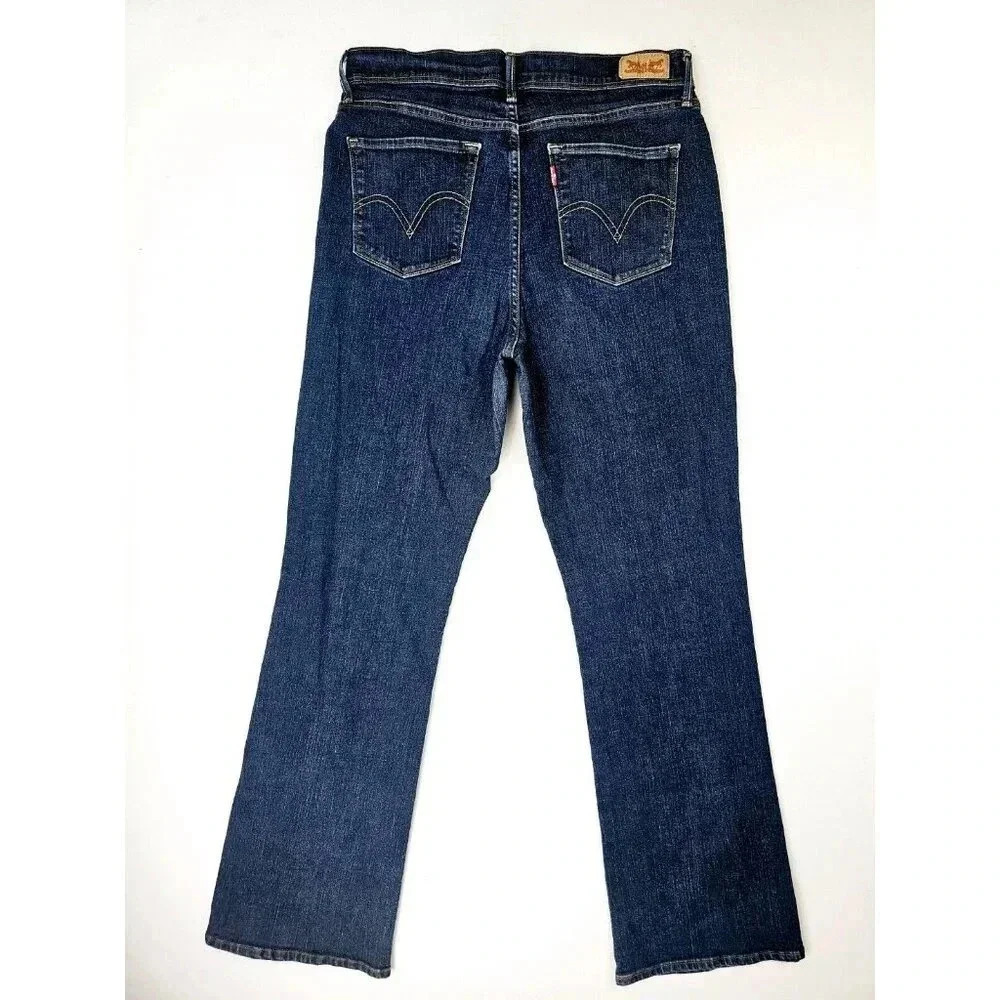 Levis 30X32 Womens 512 Perfectly Slimming Bootcut Size 10M Blue Denim Logo Jeans